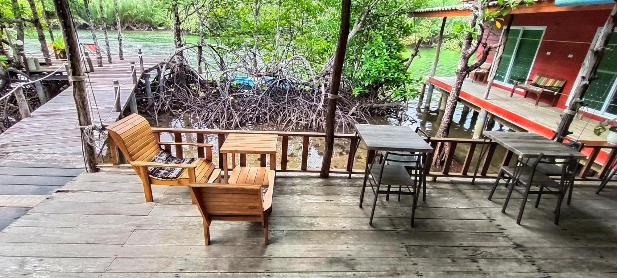 Ta Yai Homestay Ko Kut Bagian luar foto
