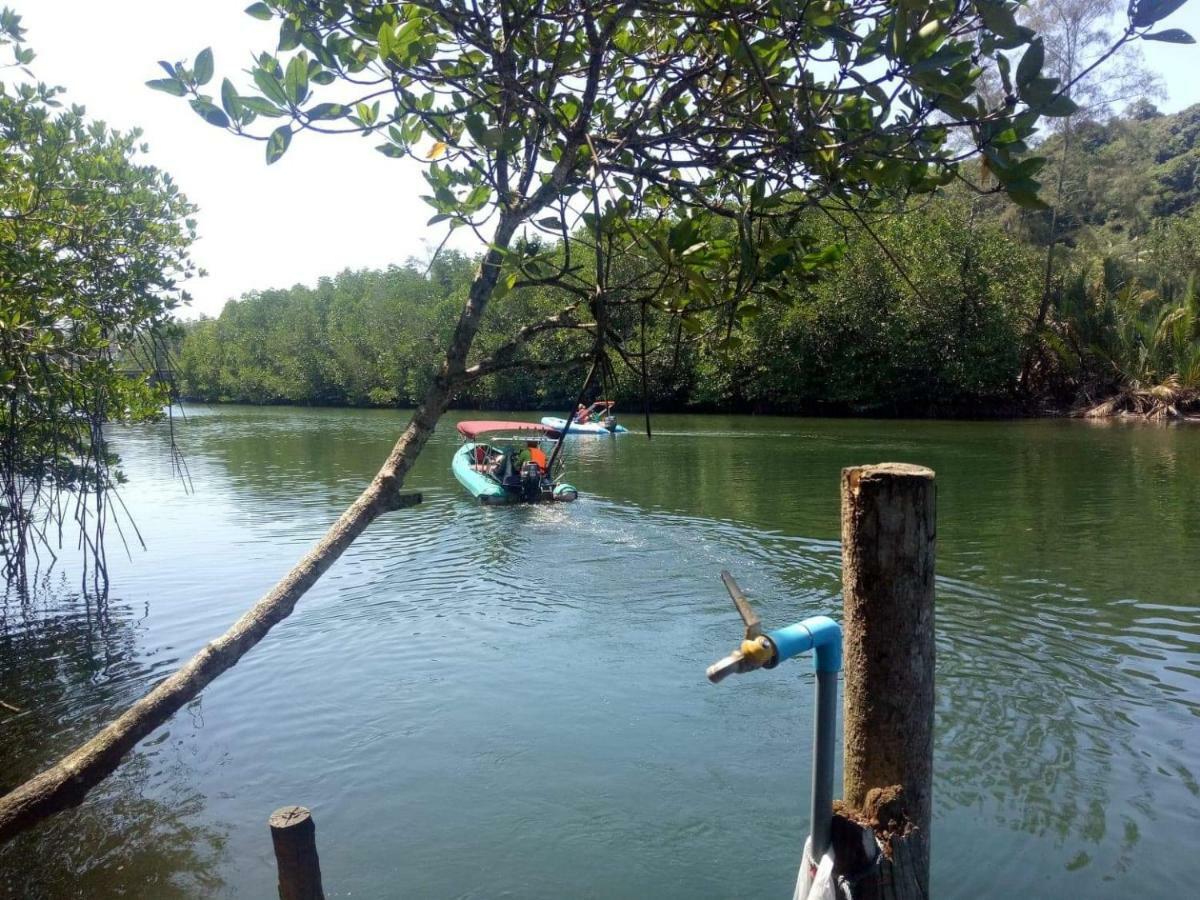 Ta Yai Homestay Ko Kut Bagian luar foto