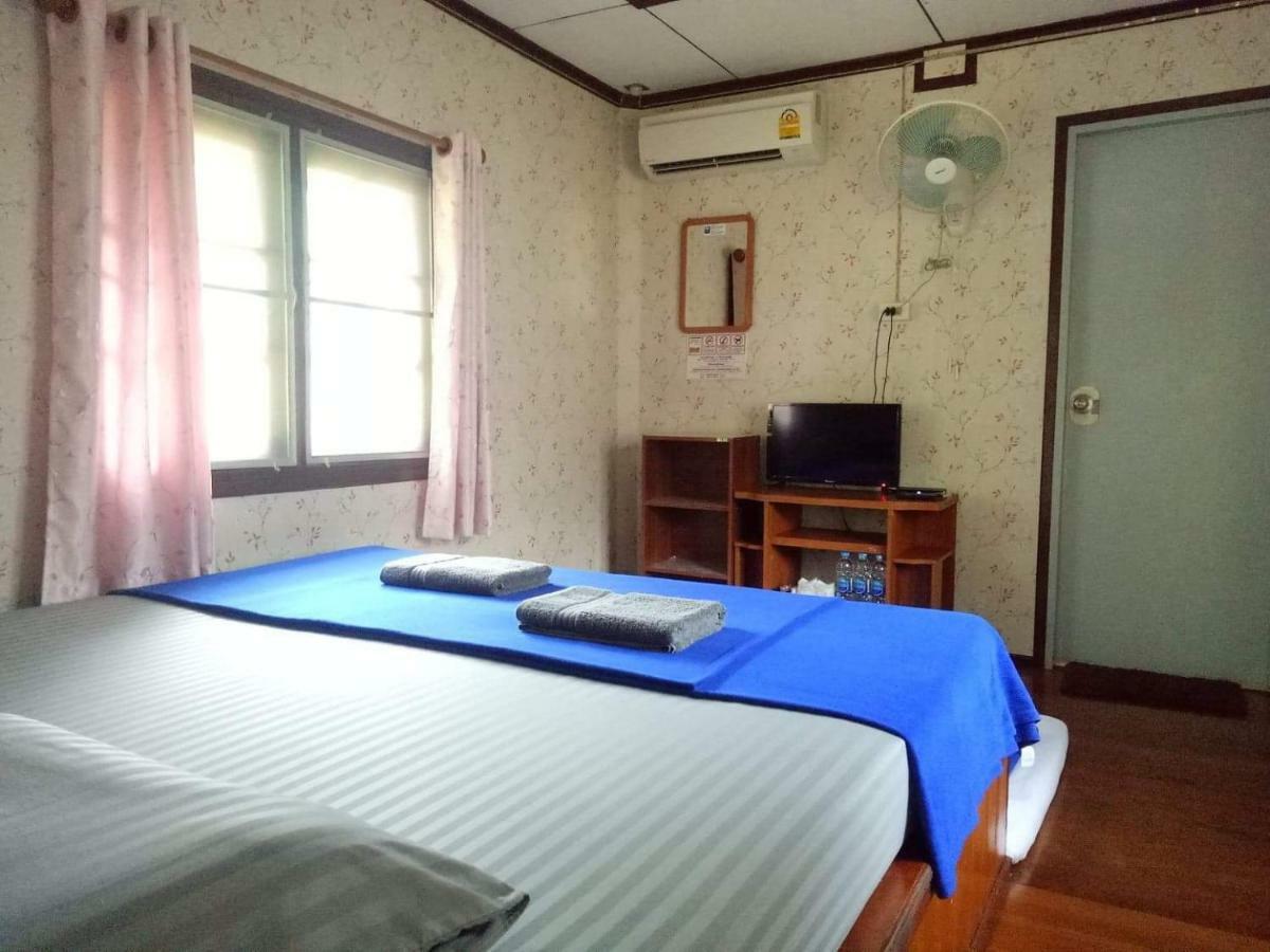Ta Yai Homestay Ko Kut Bagian luar foto