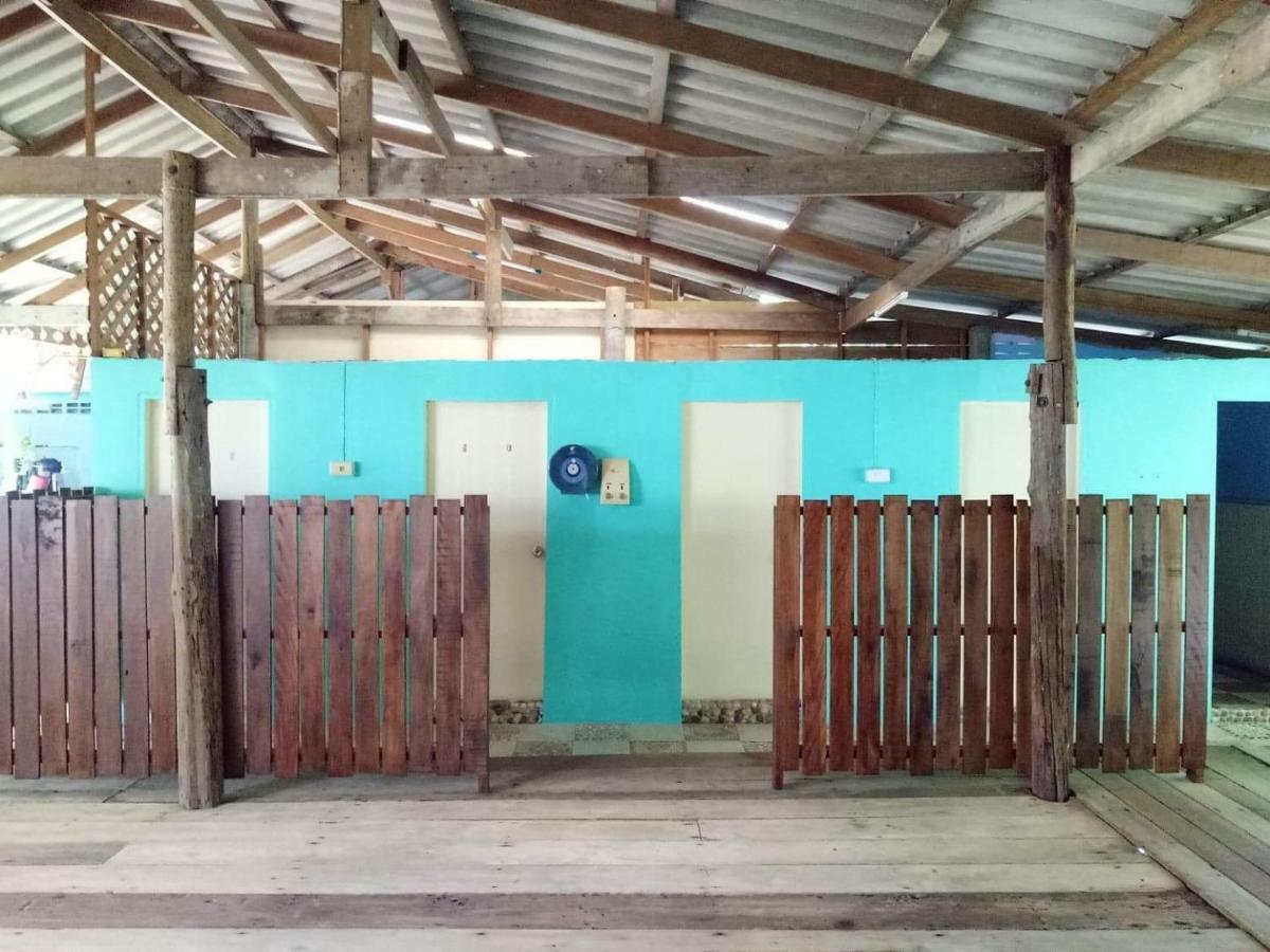 Ta Yai Homestay Ko Kut Bagian luar foto