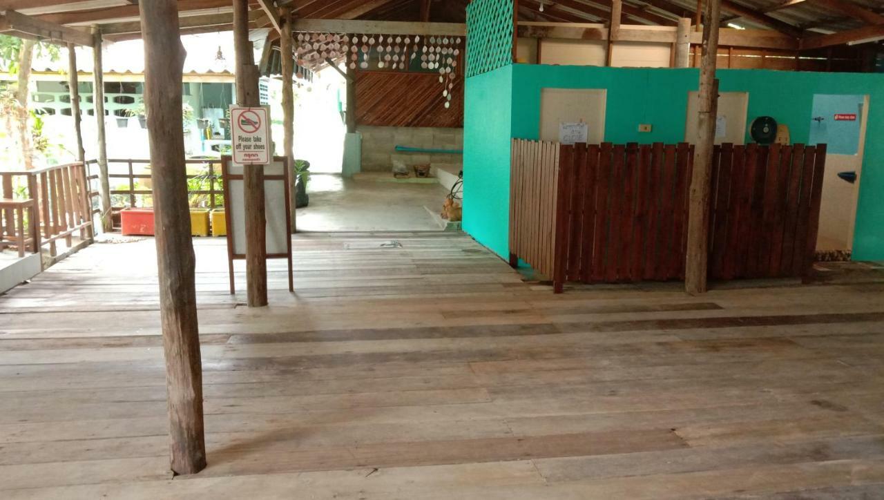 Ta Yai Homestay Ko Kut Bagian luar foto
