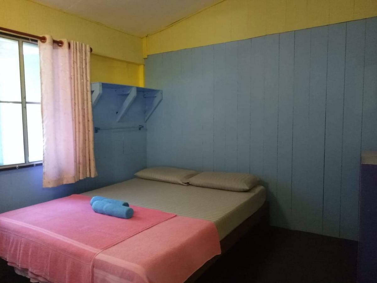 Ta Yai Homestay Ko Kut Bagian luar foto